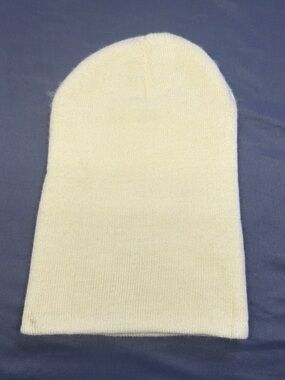 Minimal Cream Knit Beanie Hat - Unbranded